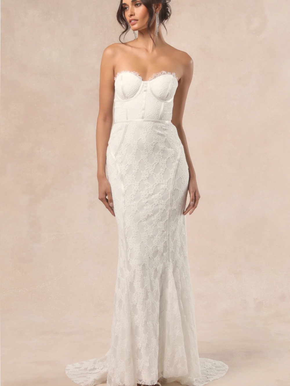 New Lulus Strapless White  Lace Mermaid Dress Sz Medium (A bit Ivory)